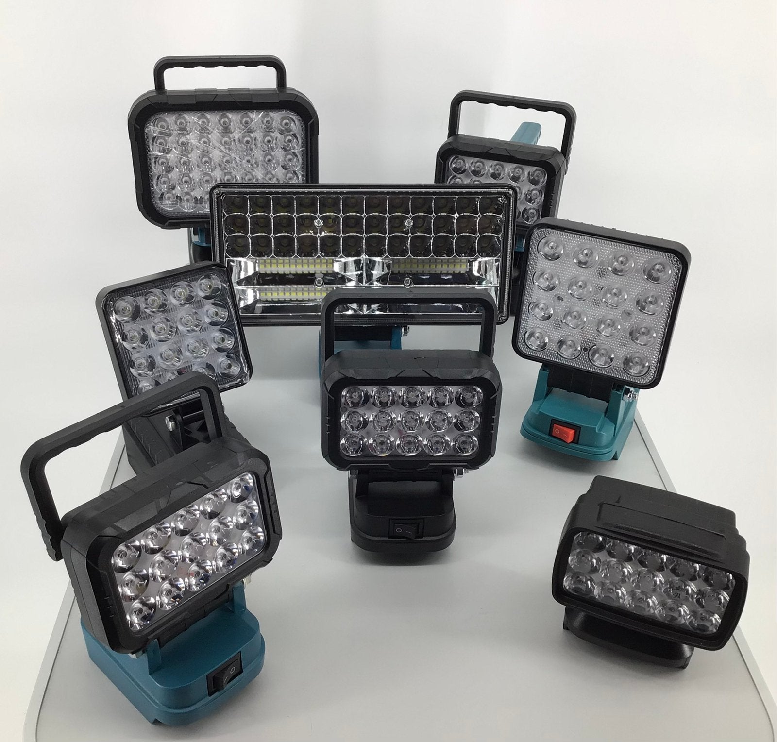 Bouwlamp/ Werklamp.Nieuw.Werkt op Makita18vLXTaccu.€ 9,95., Ophalen of Verzenden, Nieuw, Minder dan 50 watt, Lamp