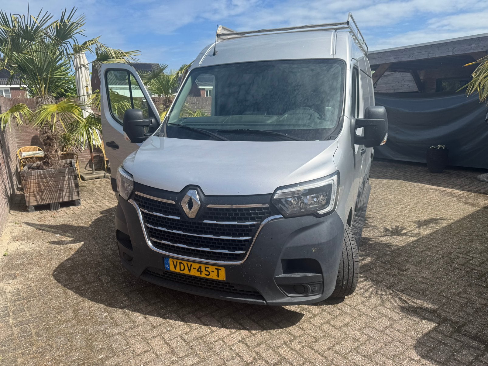 Renault Master GB 2.3 Energy dCi 165pk TT S&S L2h2 T33 FWD, Voorwielaandrijving, 136 pk, 4 cilinders, Renault