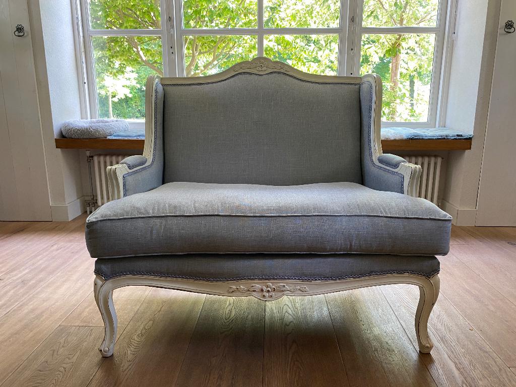 Louis XV stijl sofa bankje nieuw bekleed, Ophalen, Tweepersoons, 75 tot 100 cm, Zo goed als nieuw