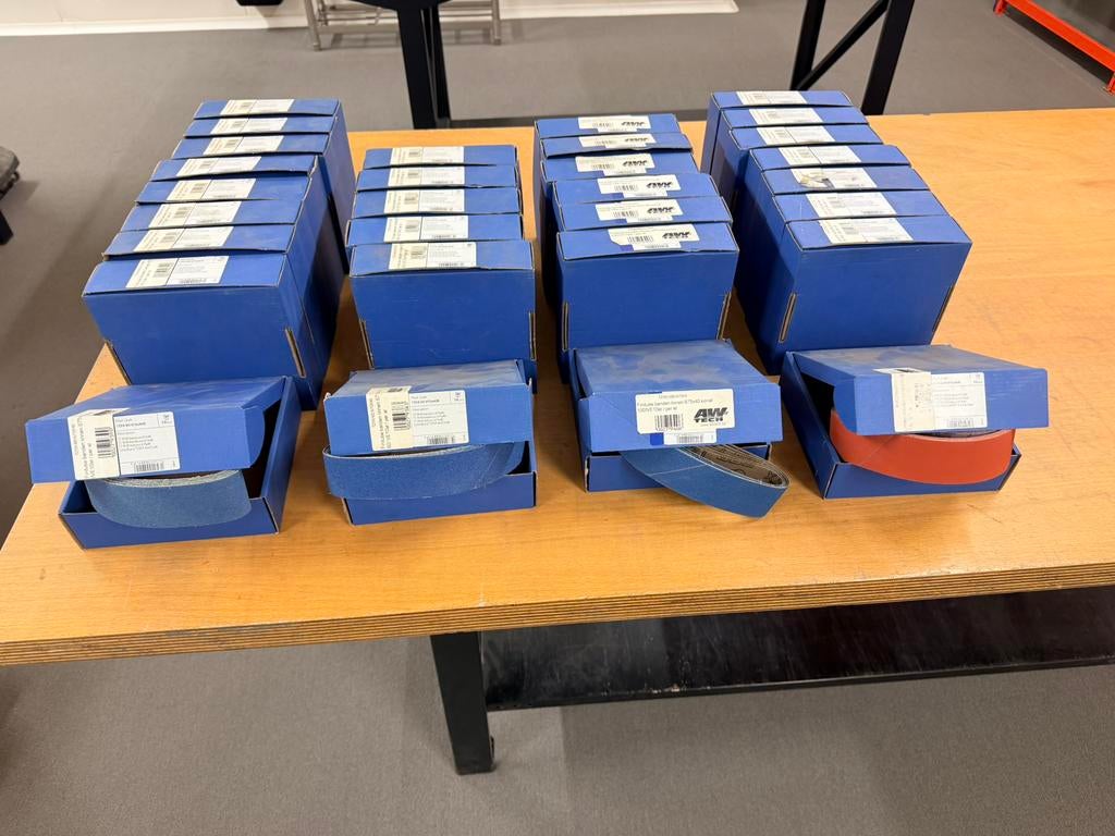 Finitube schuurband partij diverse korrels, Ophalen of Verzenden, Nieuw, 1200 watt of meer, Bandschuurmachine
