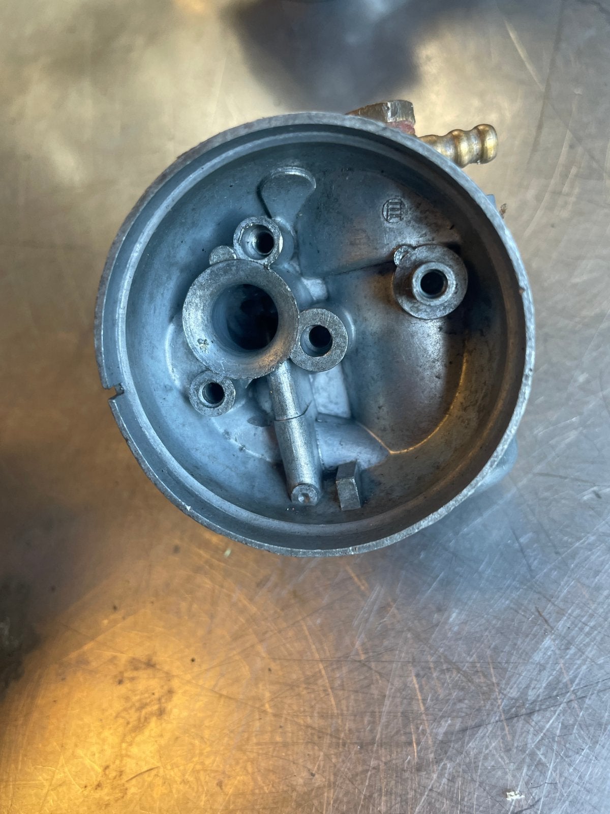 2 verschilende carburateurs., Ophalen of Verzenden, Gebruikt, Carburateur, Overige merken