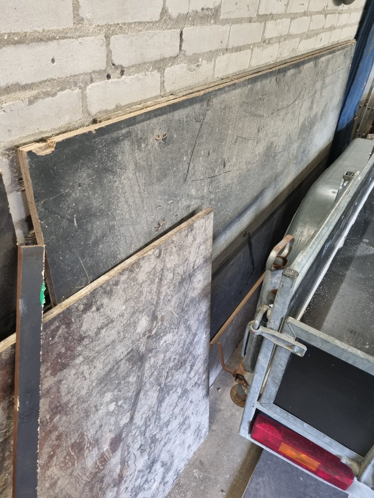 Te koop 2x betonplex 18mm gebruikt, Doe-het-zelf en Verbouw, Platen en Panelen, Ophalen, Betonplex