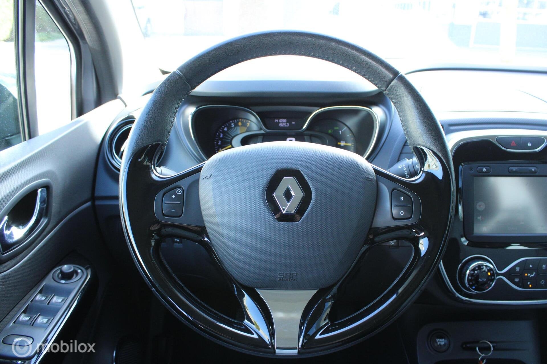 Foto 14 van Renault Captur 0.9 TCe Camera|Stoel verw.|Keyless