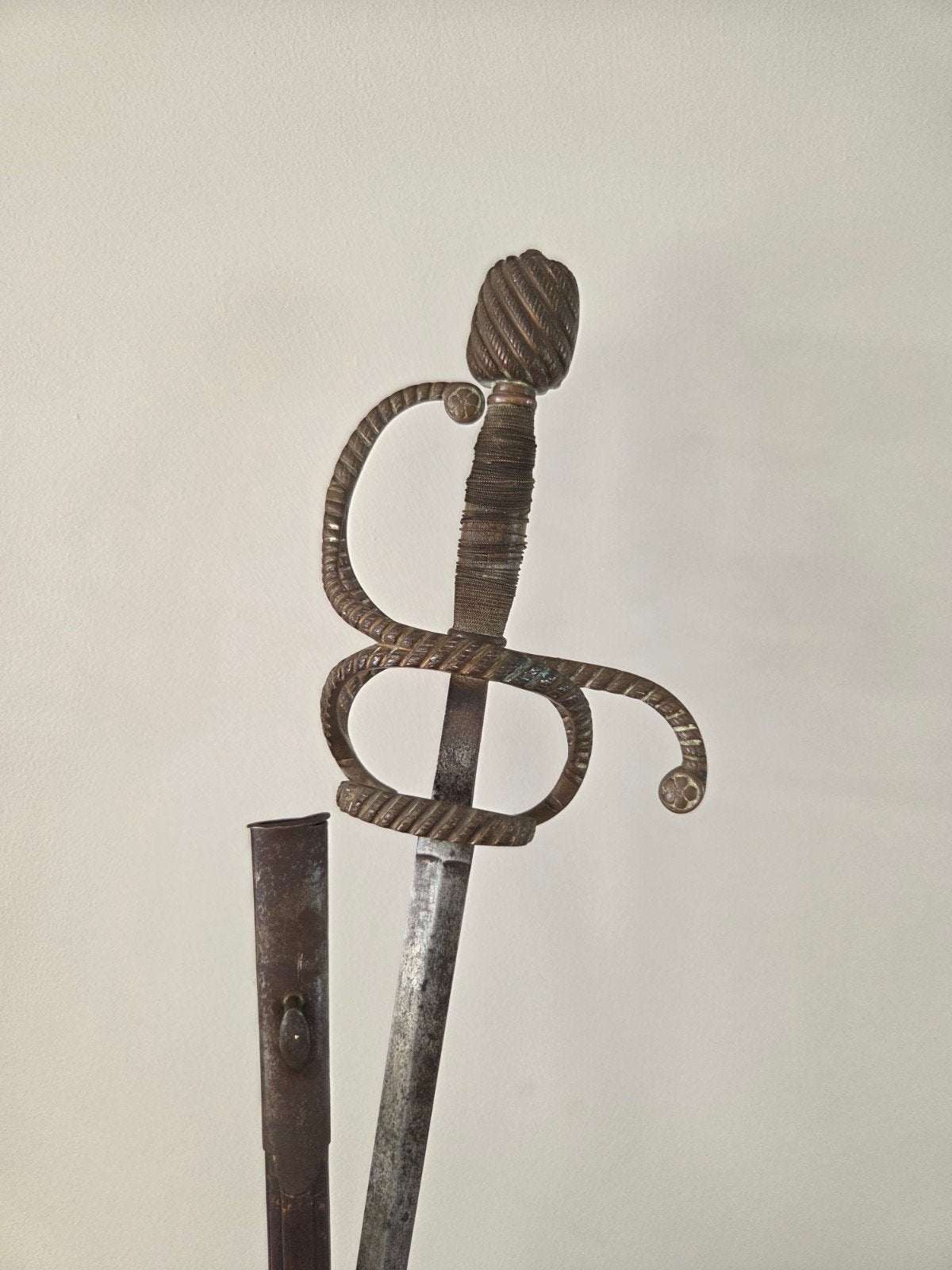 Antieke Rapier / Degen Bewerkt Handvat - 115 cm, Ophalen of Verzenden, Landmacht, Nederland, Zwaard of Sabel