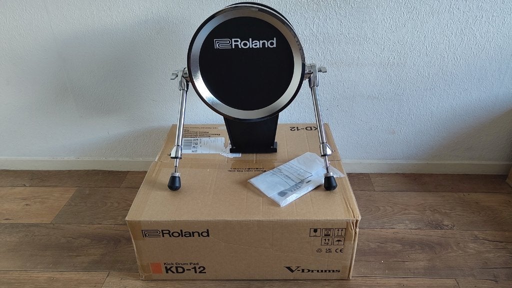 Roland KD-12 Kick Bass Drum Pad - Nieuw in doos, Ophalen of Verzenden, Zo goed als nieuw, Roland
