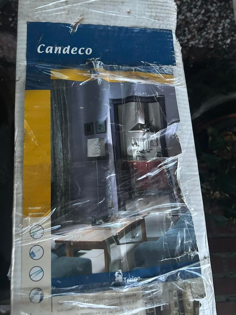 Condeco toog ongebruikt, Ophalen