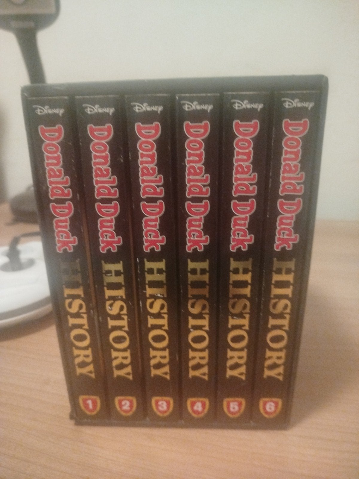 Mooie nette complete set Donald Duck History pockets 1 tm 6, Boeken, Verzenden, Complete serie of reeks, Zo goed als nieuw, Donald Duck