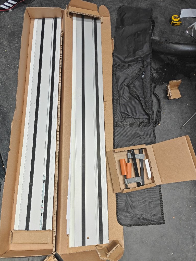 Geleiderail 2800mm NIEUW IN DOOS, Ophalen, Invalzaag, Nieuw, 30 tot 70 mm