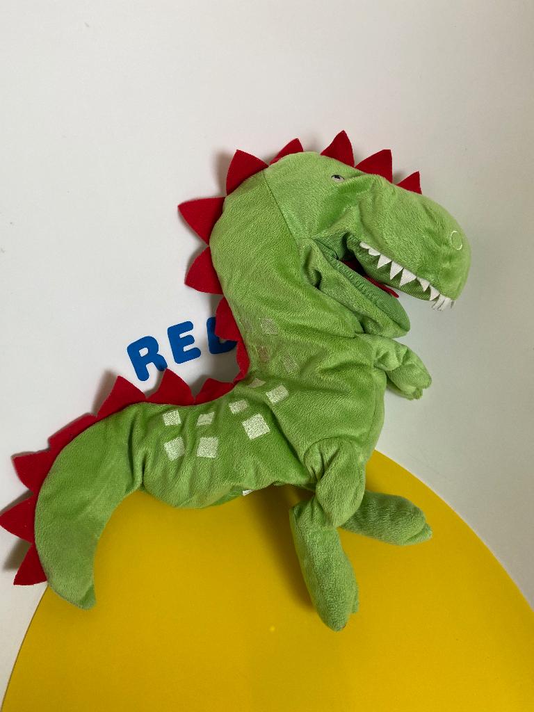 5695 ikea handpop draak dino groen, Kinderen en Baby's, Ophalen of Verzenden, Zo goed als nieuw, Overige typen