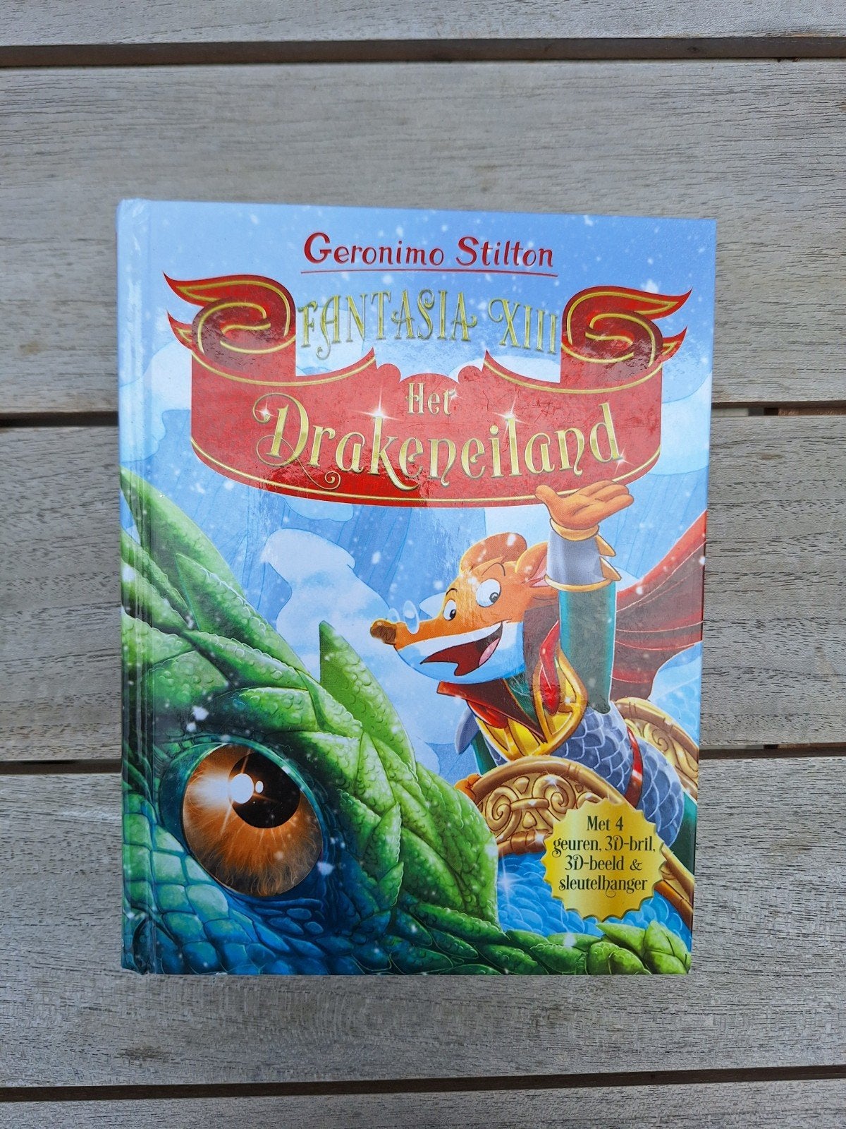 Geronimo Stilton - Fantasia XIII Het Drakeneiland, Fictie algemeen, Geronimo Stilton, Ophalen of Verzenden, Zo goed als nieuw