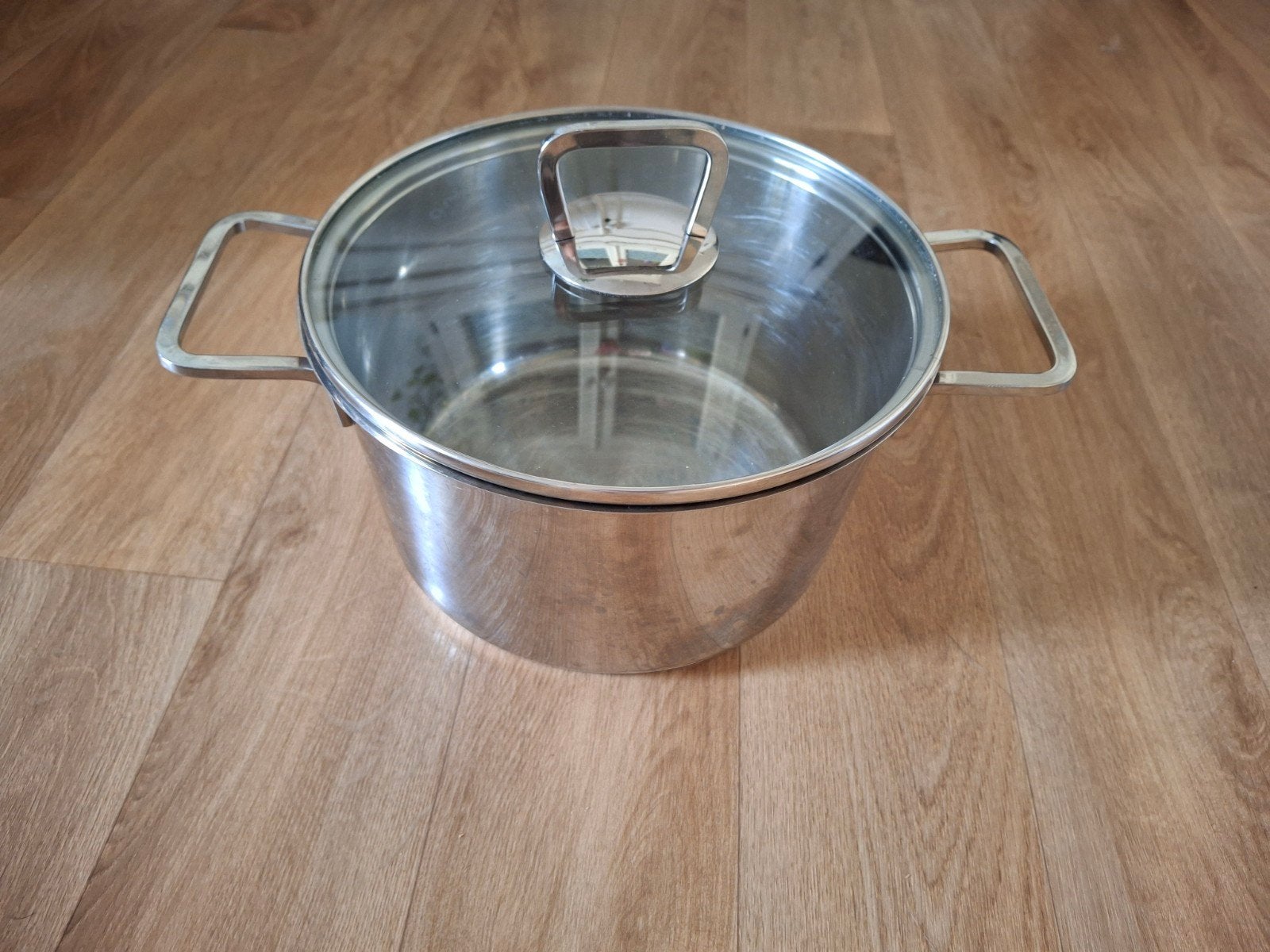 Kookpan Vivo, Ophalen of Verzenden, Zo goed als nieuw, Kookpan, Met deksel