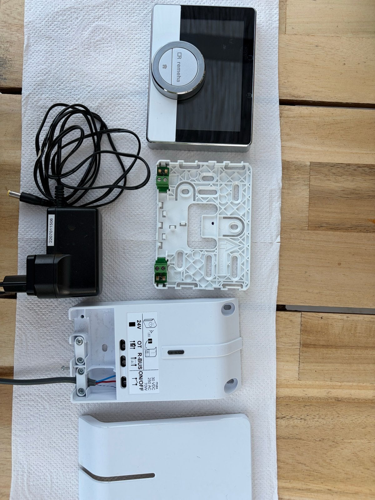 Remeha iSense Pro thermostaat met gateway, Ophalen of Verzenden, Slimme thermostaat, Gebruikt