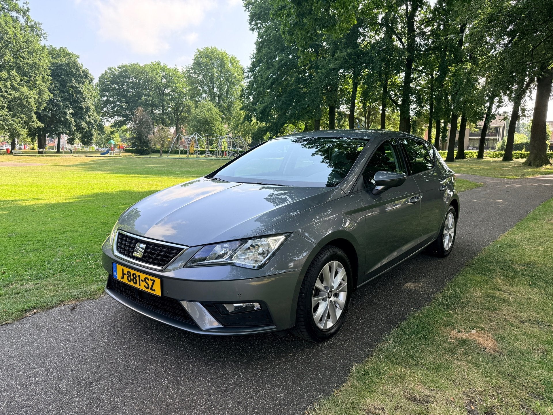 Seat Leon 1.6 TDI Style Business Intense Export prijs 2018, Auto's, Voorwielaandrijving, 1160 kg, Gebruikt, Euro 6