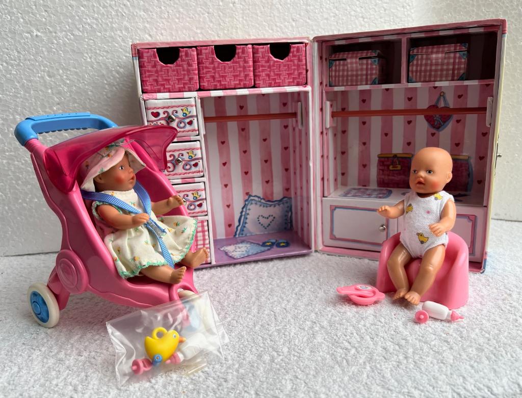 Mini baby born kastje met mini baby born driewieler e.d., Kinderen en Baby's, Speelgoed | Poppen, Ophalen of Verzenden, Gebruikt