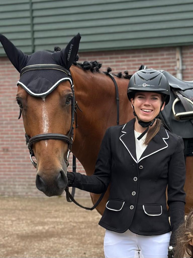 Gezocht: paard om te rijden (bijrijder aangeboden), Dieren en Toebehoren, Paarden en Pony's | Overige Paardenspullen, Ophalen