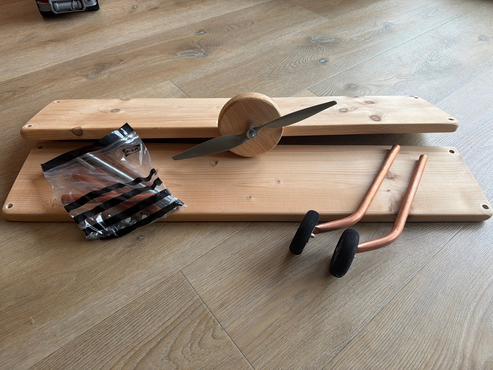 Houten vliegtuig planken - leuk voor in een kinderkamer, Ophalen, Nieuw