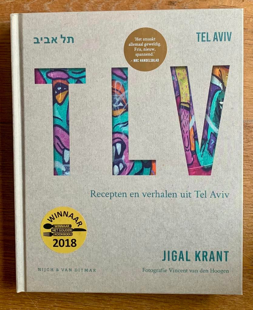 TLV: Recepten en verhalen uit Tel Aviv - Jigal Krant, Boeken, Ophalen of Verzenden, Nieuw, Overige gebieden