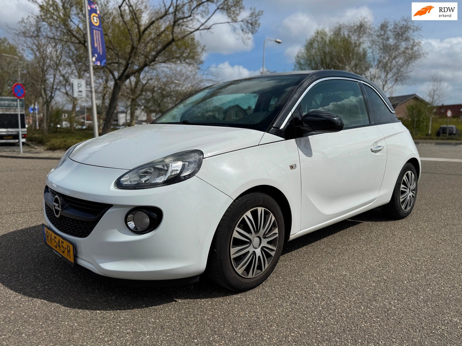 Opel ADAM 1.2 Glam / airco / cruise.control / stoel.verwarmi, Voorwielaandrijving, Euro 5, Zwart, 4 cilinders