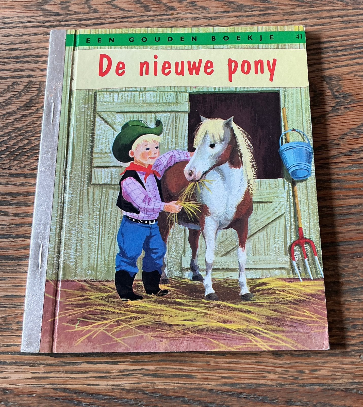 Oud Gouden Boekje De nieuwe Pony Bezige Bij 1961, Ophalen of Verzenden, Gelezen, Fictie algemeen, Gouden boekje