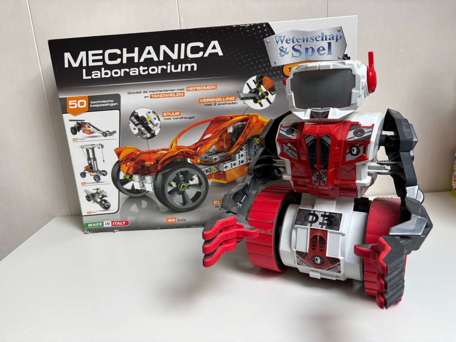 Clementoni Mechanica Laboratorium & Robot, Ophalen, Zo goed als nieuw, Bouwen