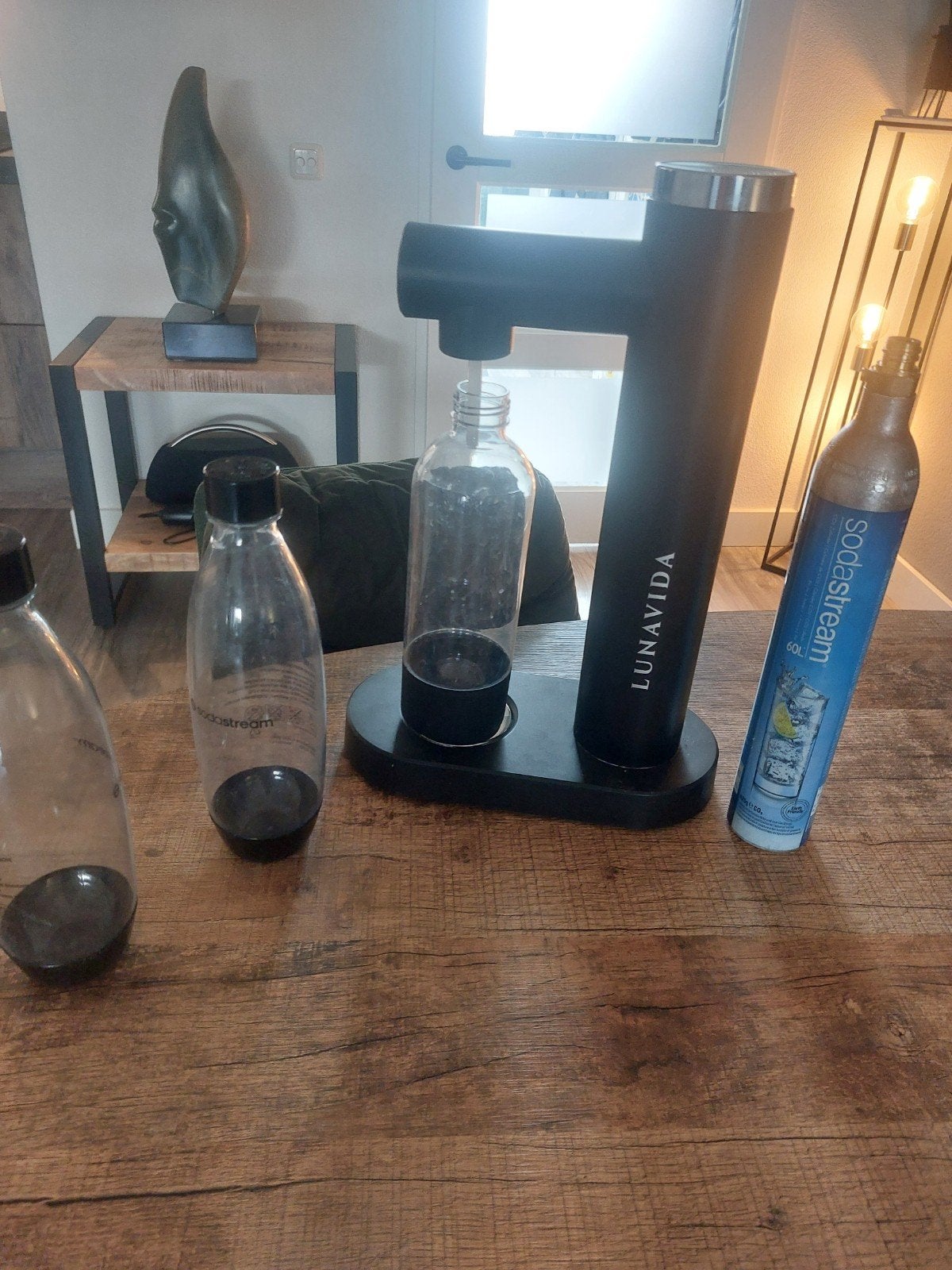 Lunavida bruiswatermaker met Sodastream cilinder en flessen, Overige typen, Kunststof, Ophalen of Verzenden, Zo goed als nieuw