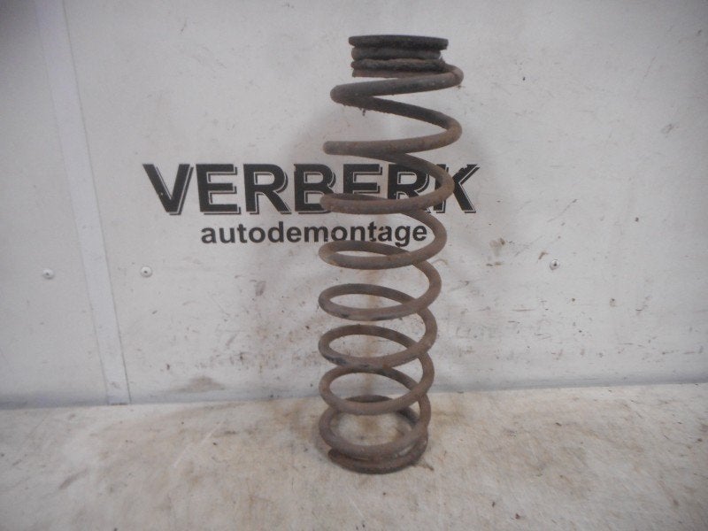 Schroefveer Achter Volvo 940 I Estate (1990-08/1994-08), Gebruikt, Siegburger Straße 229, Köln 50679, , Duitsland, Info@volvocars.com