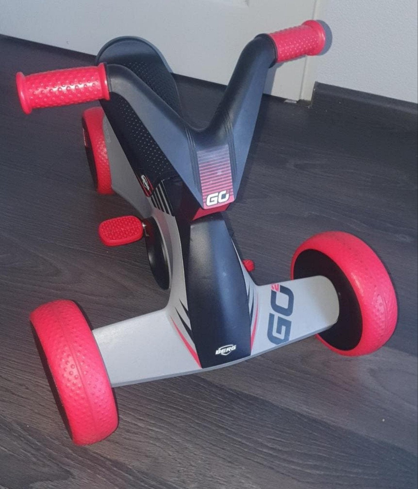 Berg GO loopfiets kinderfiets step Z.G.A.N, Kinderen en Baby's, Speelgoed | Buiten | Voertuigen en Loopfietsen, Ophalen of Verzenden