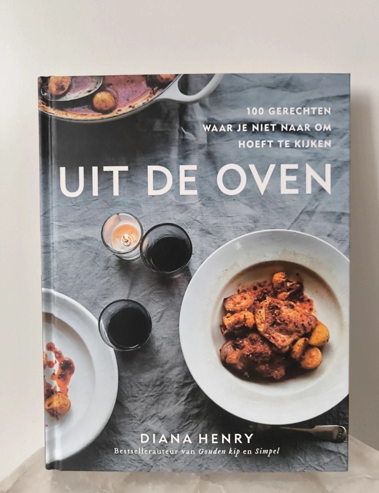 Diana Henry - Uit de oven, Boeken, Ophalen of Verzenden, Zo goed als nieuw, Diana Henry