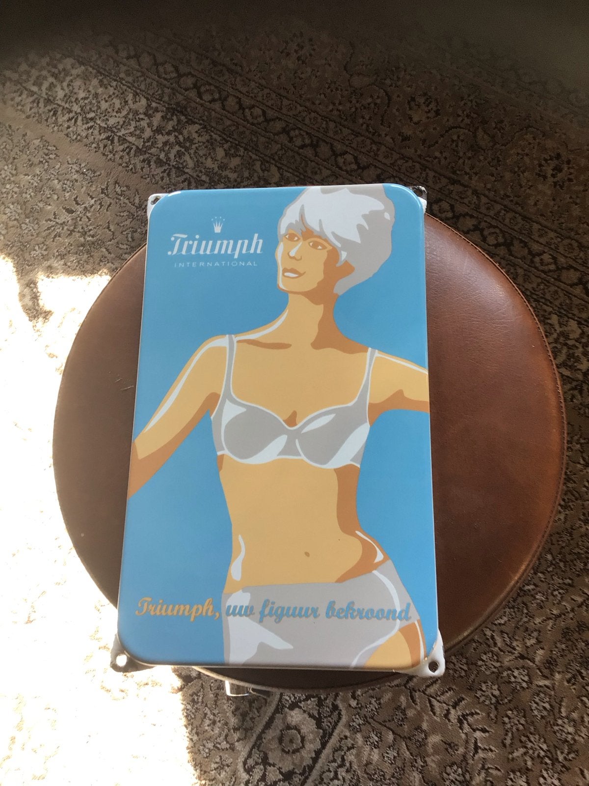 Emaille reclamebord Triumph International lingerie, Ophalen of Verzenden