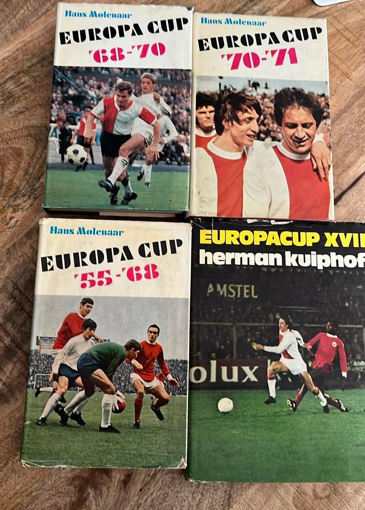 Oude europcup boeken, Ophalen of Verzenden, Gelezen, Balsport