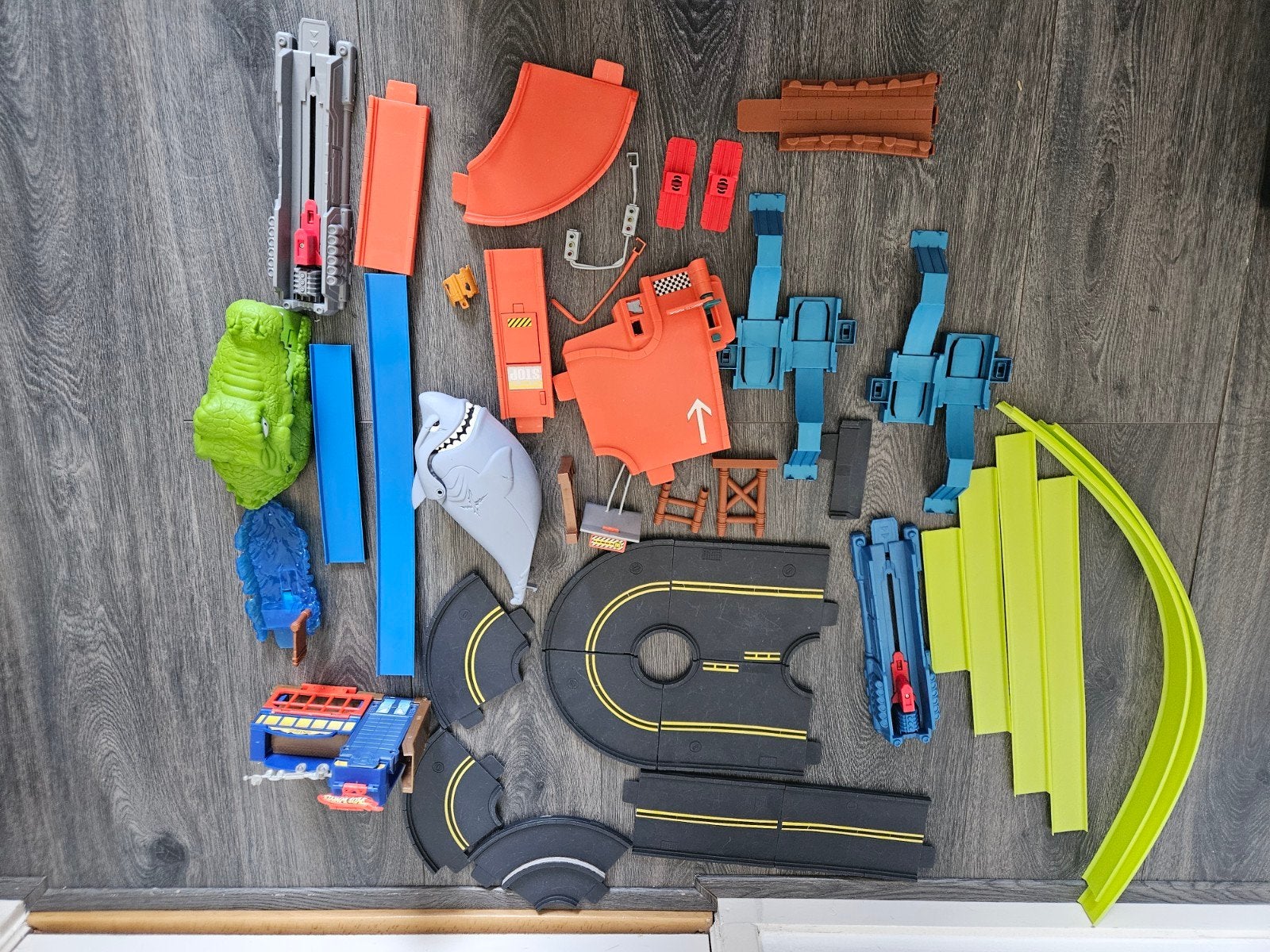 Hot Wheels Baandelen en Onderdelen - Diverse Sets, Kinderen en Baby's, Ophalen of Verzenden, Gebruikt