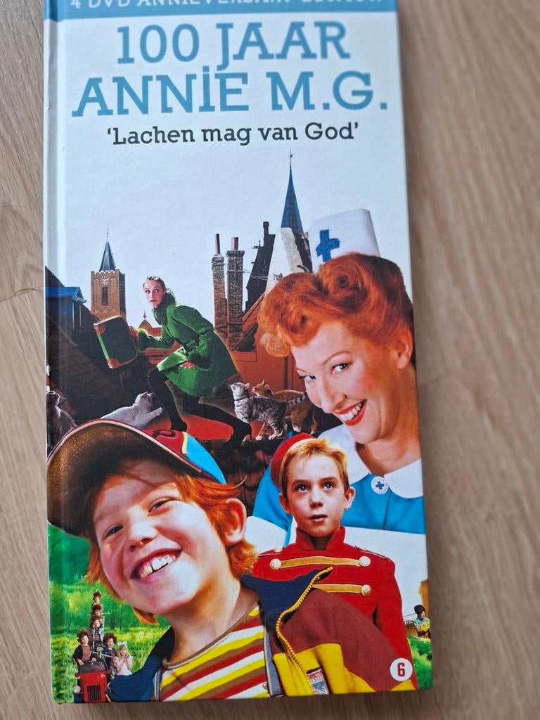 100 Jaar Annie M.G. Schmidt - 'Lachen mag van God' (4 DVD), Alle leeftijden, Ophalen of Verzenden, Zo goed als nieuw, Komedie