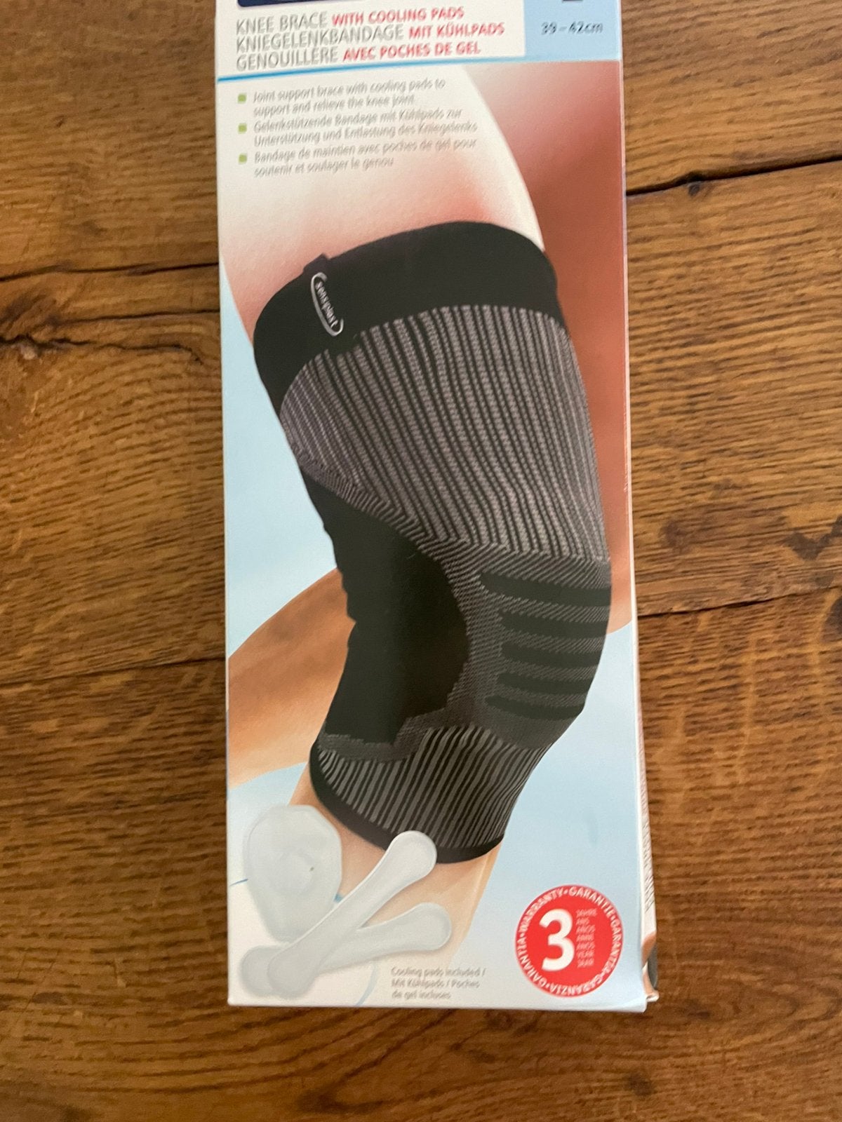 NIEUW Knie brace met koelpads, Ophalen of Verzenden, Nieuw
