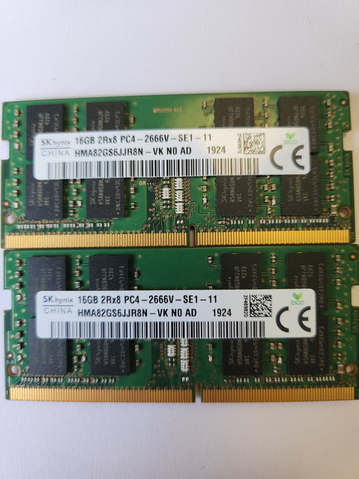 SK hynix 32GB DDR4 RAM PC4-2666V (2x16GB)