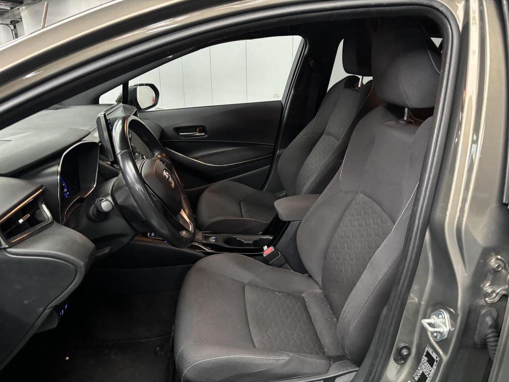 Toyota Corolla Touring Sports 1.8 Hybrid Business Plus, Gebruikt, 4 cilinders, Corolla, 122 pk