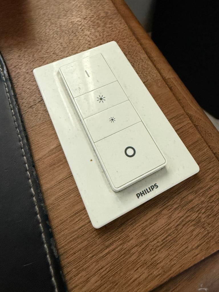 Philips Hue Dimmer Switch (4 knoppen) - Zo goed als nieuw, Audio, Tv en Foto, Afstandsbedieningen, Zo goed als nieuw, Origineel