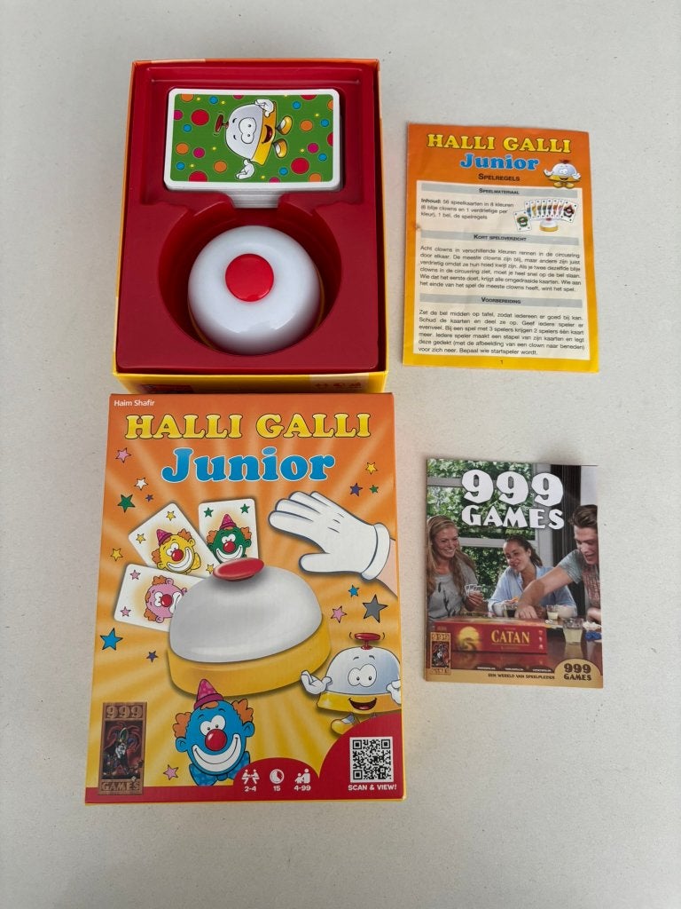 Halli Galli Junior bel spel met kaarten en clown 999 games!, Ophalen of Verzenden, Zo goed als nieuw, Puzzelen, Met geluid