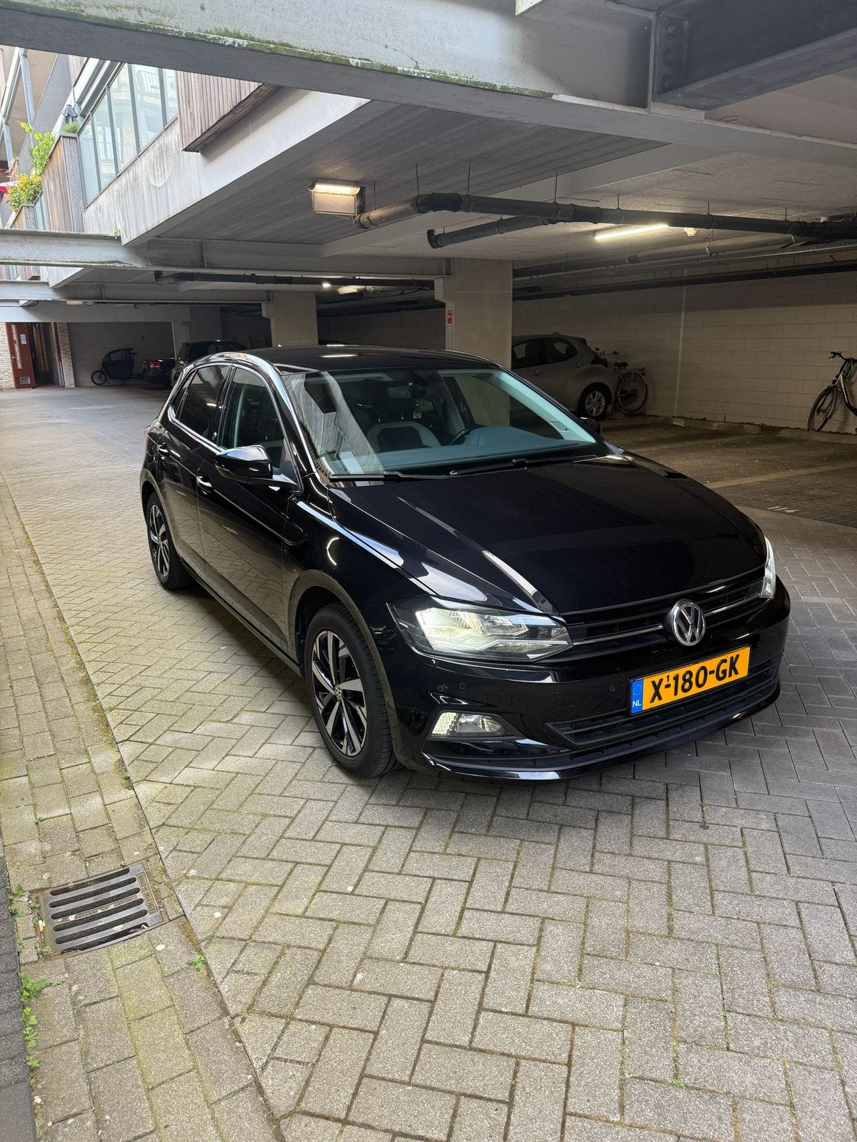 Volkwagen Polo 1.0 TSI DSG Zwart Beats | Virtual Cockpit, Automaat, Zwart, 3 cilinders, Polo