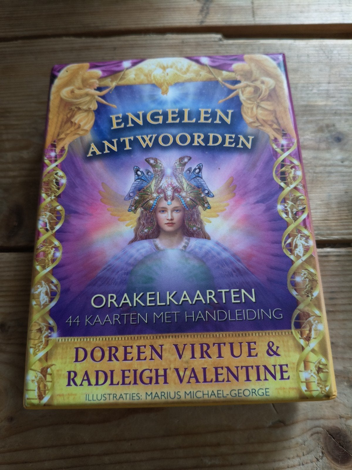 doreen virtue - Engelen antwoorden orakelkaarten, Tarot of Kaarten leggen, Overige typen, Ophalen of Verzenden, Zo goed als nieuw