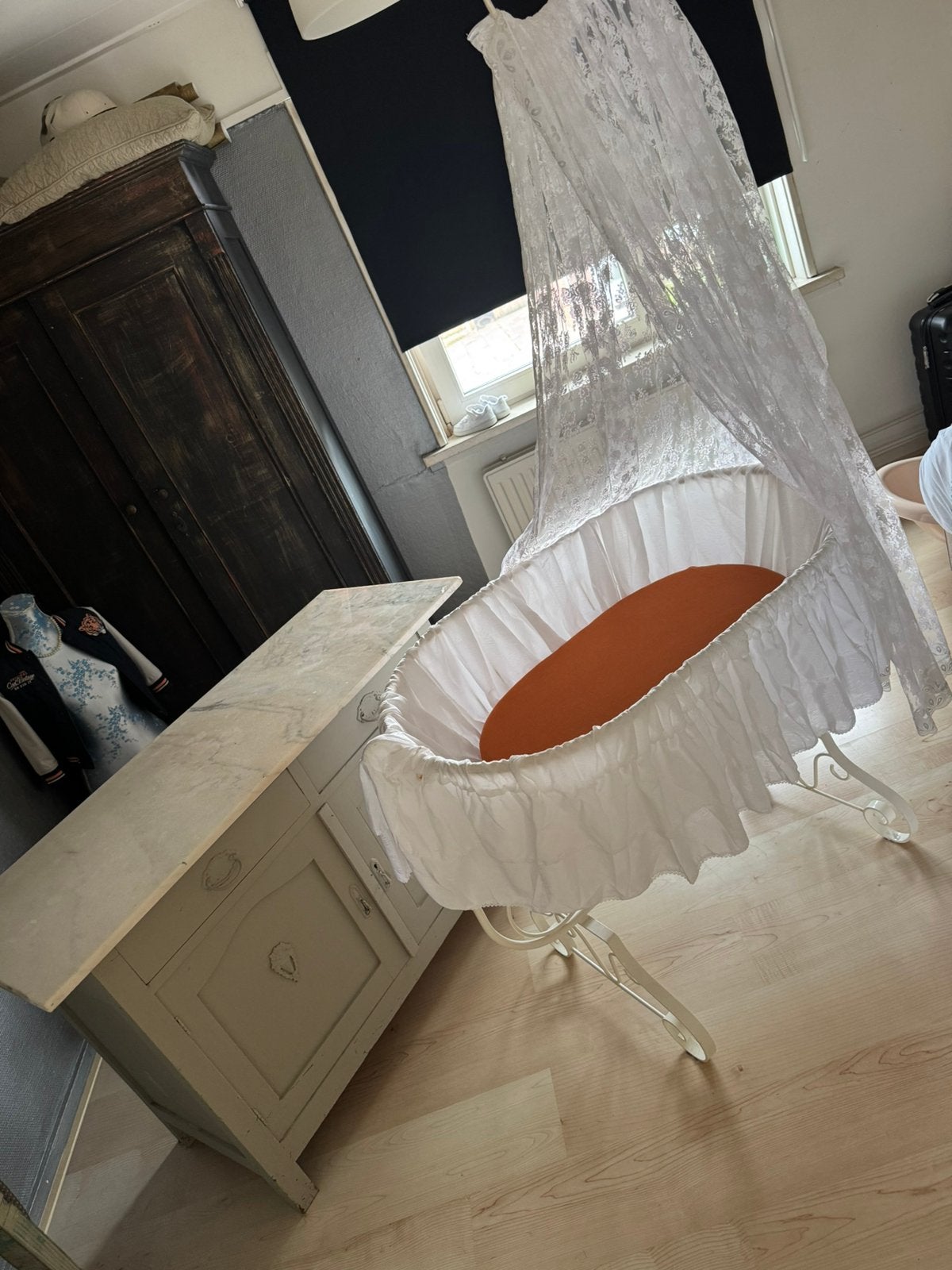 Brocante commode met wieg, Ophalen, Gebruikt, Minder dan 140 cm, Minder dan 70 cm