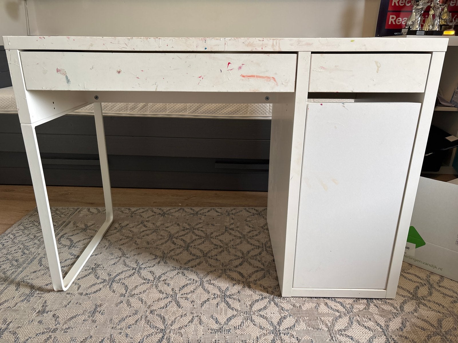 GRATIS! IKEA Micke bureau wit met lade en kastje, Ophalen, Gebruikt, Met lades, IKEA