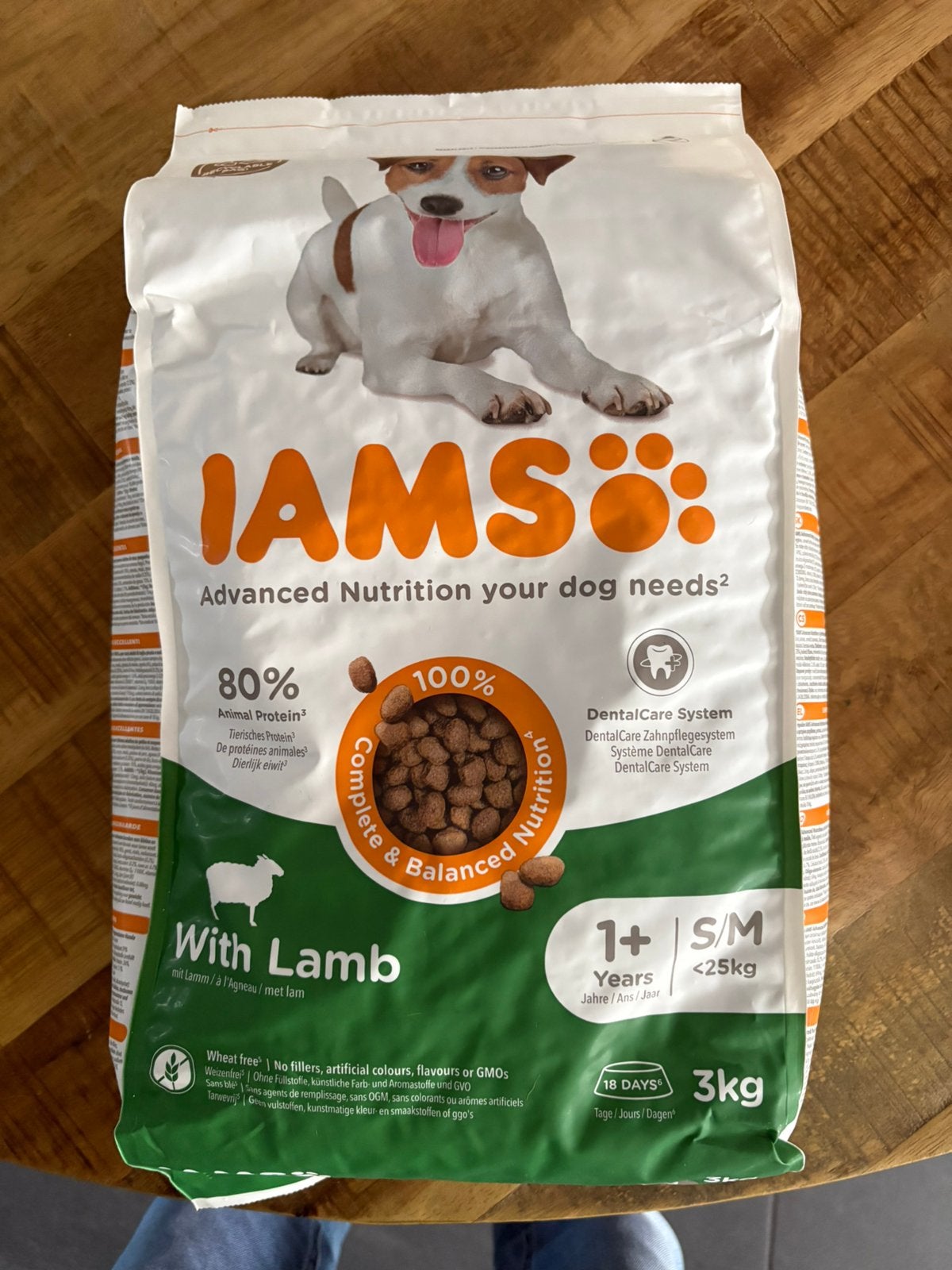 IAMS hondenbrokken, Verzenden, Hond