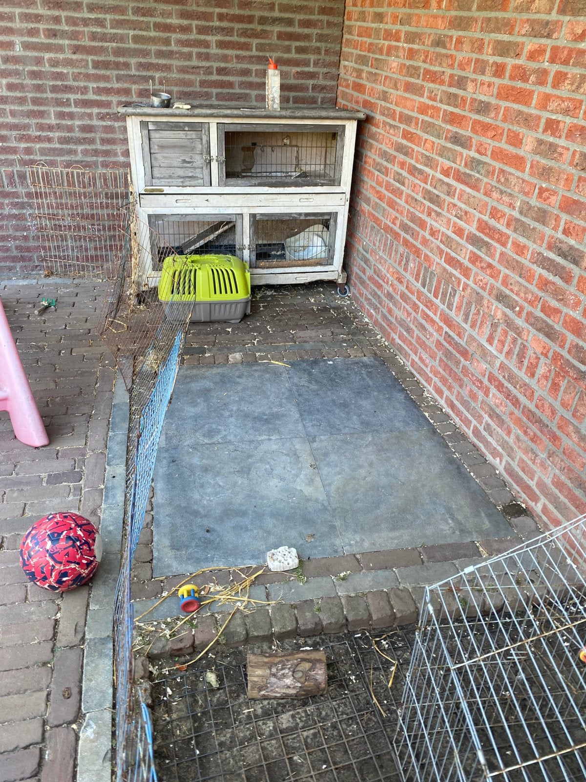 Konijnenhok, ren en alle toebehoren, Ophalen, 110 cm of meer, Zo goed als nieuw, 90 cm of meer