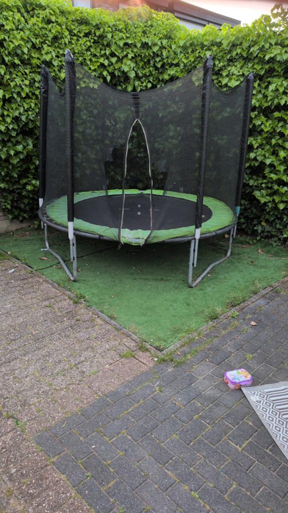Trampoline 2,5m diameter, Ophalen