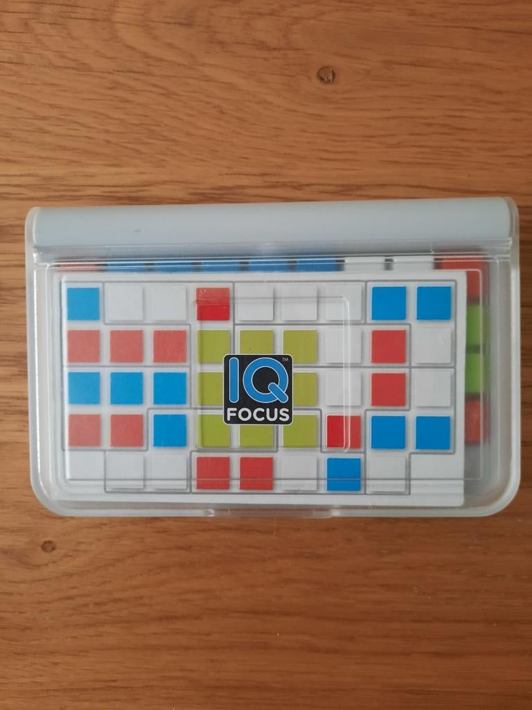 SmartGames IQ Focus Puzzelspel, Ophalen of Verzenden, Minder dan 500 stukjes, Zo goed als nieuw, Overige typen