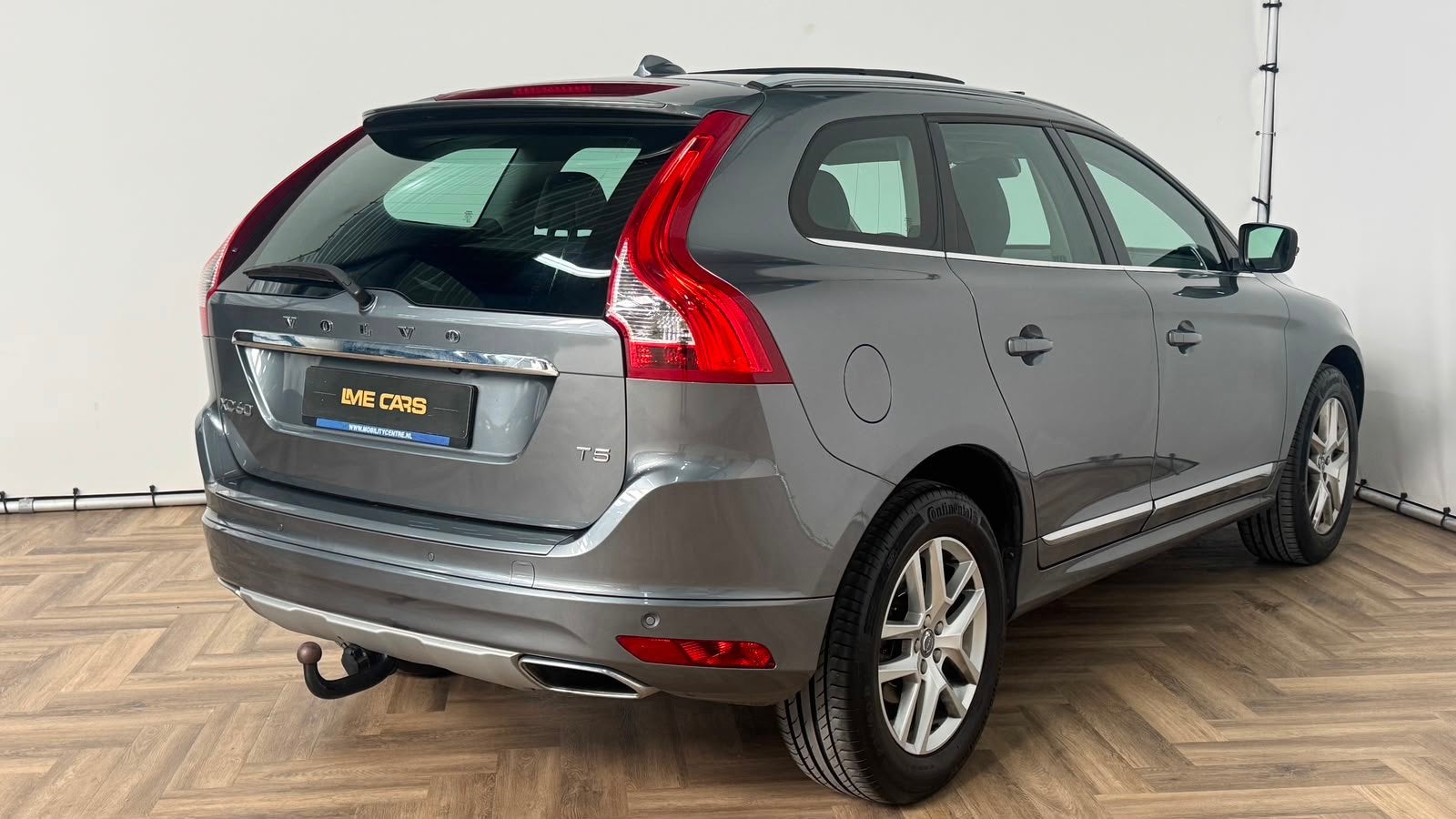 Volvo XC60 2.0 T5 FWD Polar+|PANO|NAP|1e EIGENAAR|INRUIL MOG, Auto's, Dealer onderhouden, 15 km/l, Gebruikt, 4 cilinders