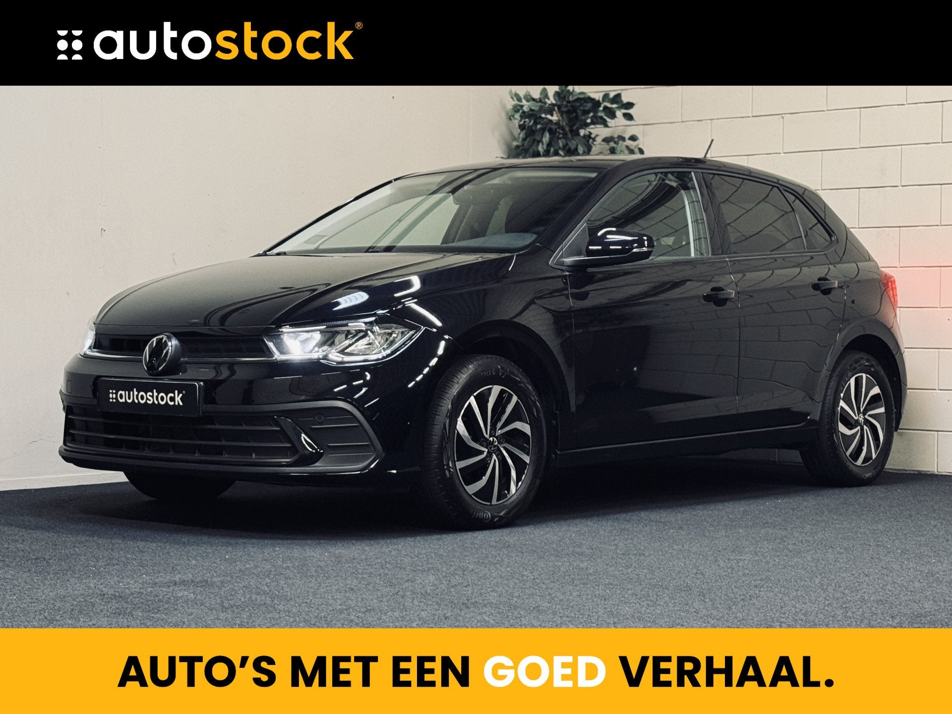 Volkswagen Polo 1.0 TSI Life | Camera | CarPlay | Navi, Voorwielaandrijving, Stof, Gebruikt, 580 kg