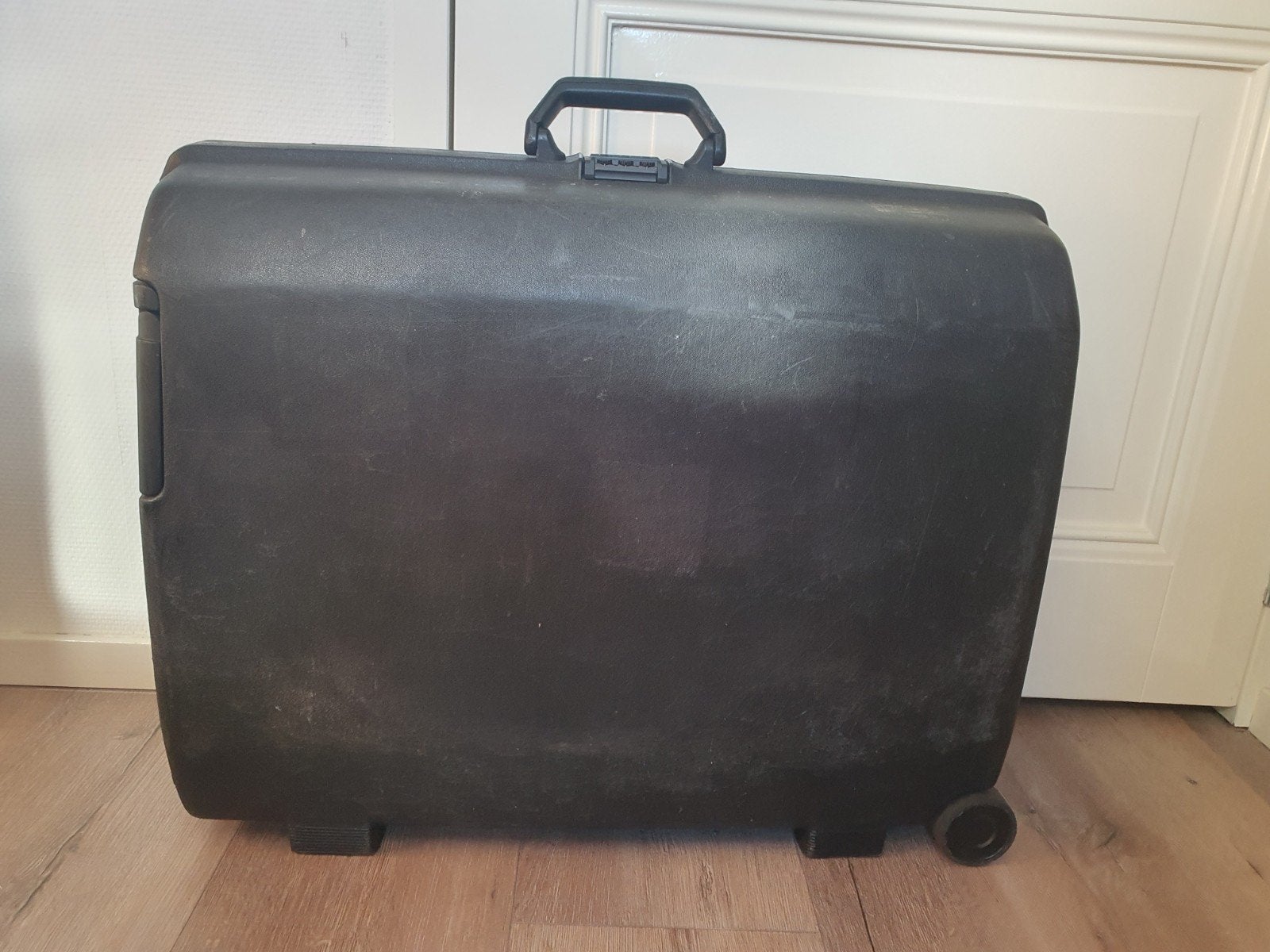 Samsonite koffer met wieltjes en slot, Gebruikt, Hard kunststof, 45 tot 55 cm, 70 cm of meer