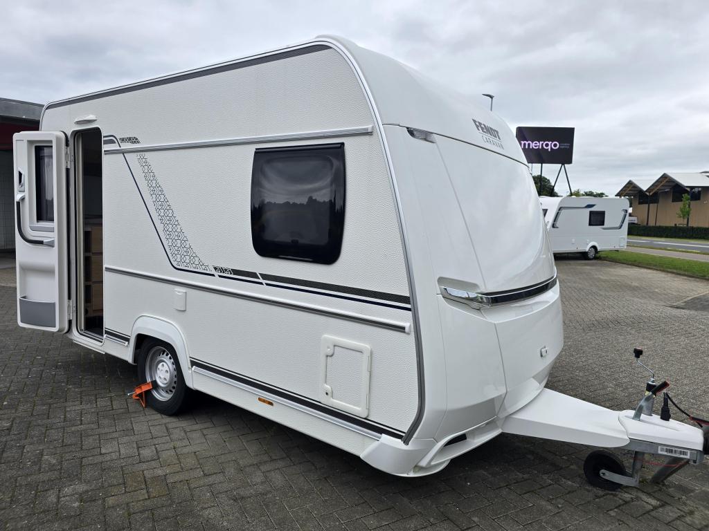 Fendt Bianco Activ 390 FHS met voortent, Caravans en Kamperen, Caravans, Bedrijf, Tot en met 3, 1000 - 1250 kg, 4 tot 5 meter