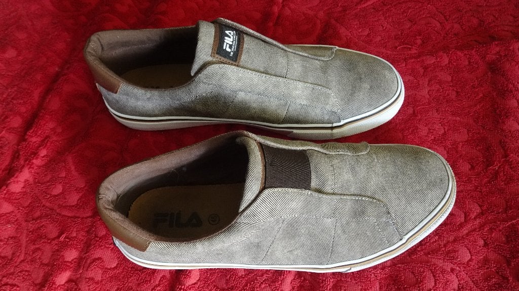 Te Koop: heren instap Fila zomerschoenen, mt. 45, Bruin, Instappers, Nieuw, Ophalen of Verzenden